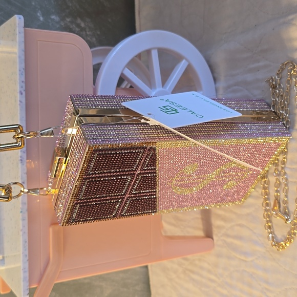 Caleesa $ Money Crystal Handbag Witg Crossbody Chain NWT - Picture 4 of 8